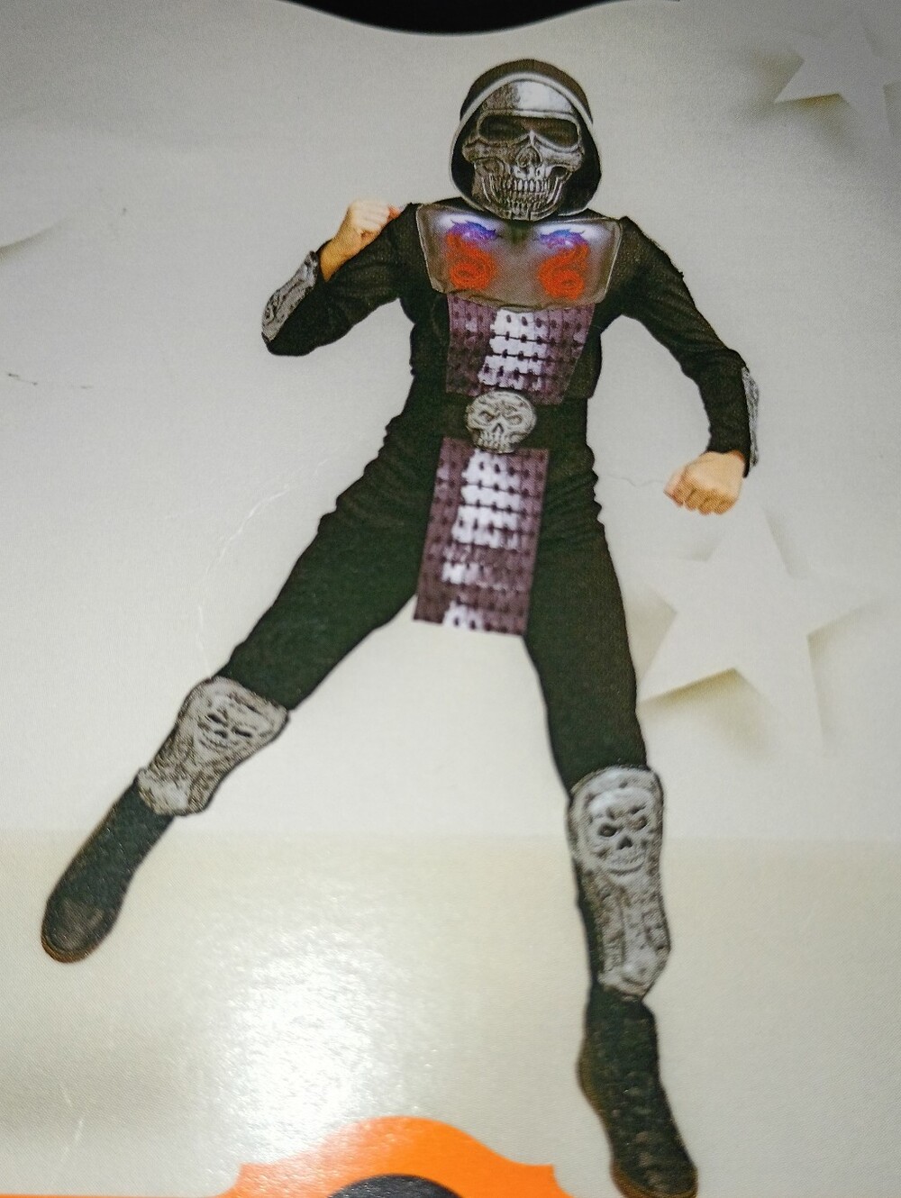 Hide and Eek Light Up Iron Skull Ninja Costume Size Large NWT